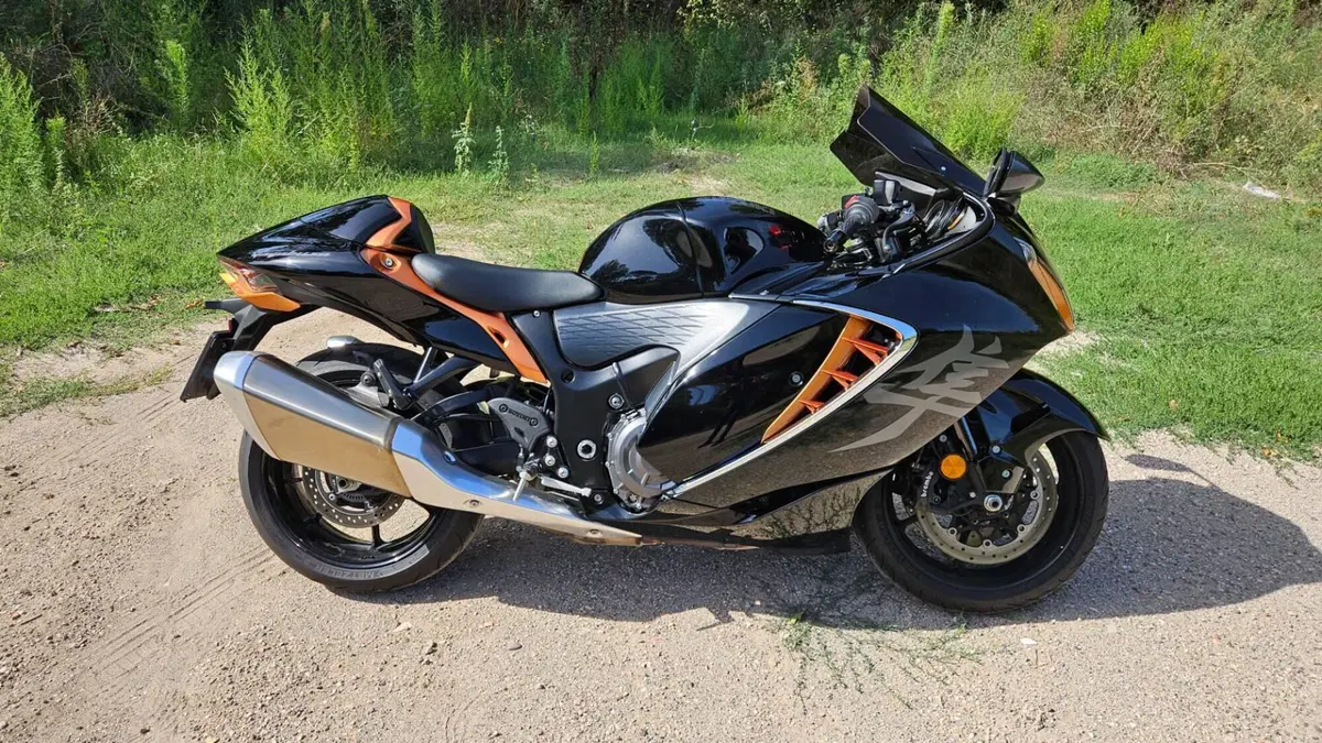 Suzuki GSX 1300 R Hayabusa (2021 - 24)  (6)