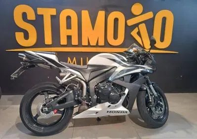 Honda CBR 600 RR (2007 - 08) - Annuncio 10057442