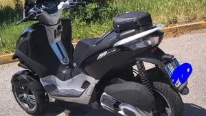Piaggio Mp3 300 ie Yourban ERL (2011 - 17) 