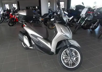 Piaggio Beverly 400 ABS-ASR (2021 - 24) - Annuncio 10059245