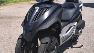 Piaggio Mp3 300 ie Yourban ERL (2011 - 17)  (4)