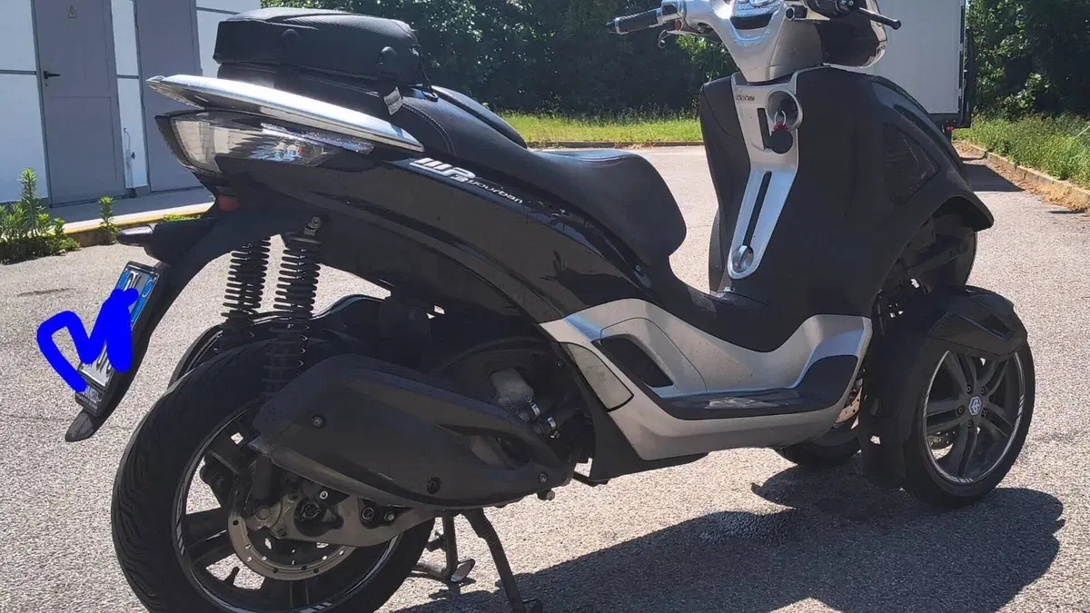 Piaggio Mp3 300 ie Yourban ERL (2011 - 17)  (5)