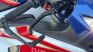 Honda CBR 1000 RR Fireblade (2012 - 16)  (9)