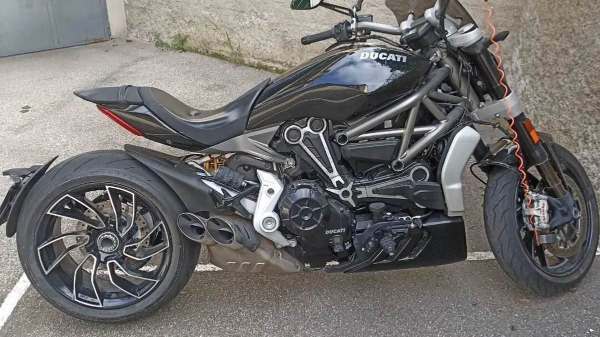 Ducati XDiavel 1262 S (2016 - 20) 