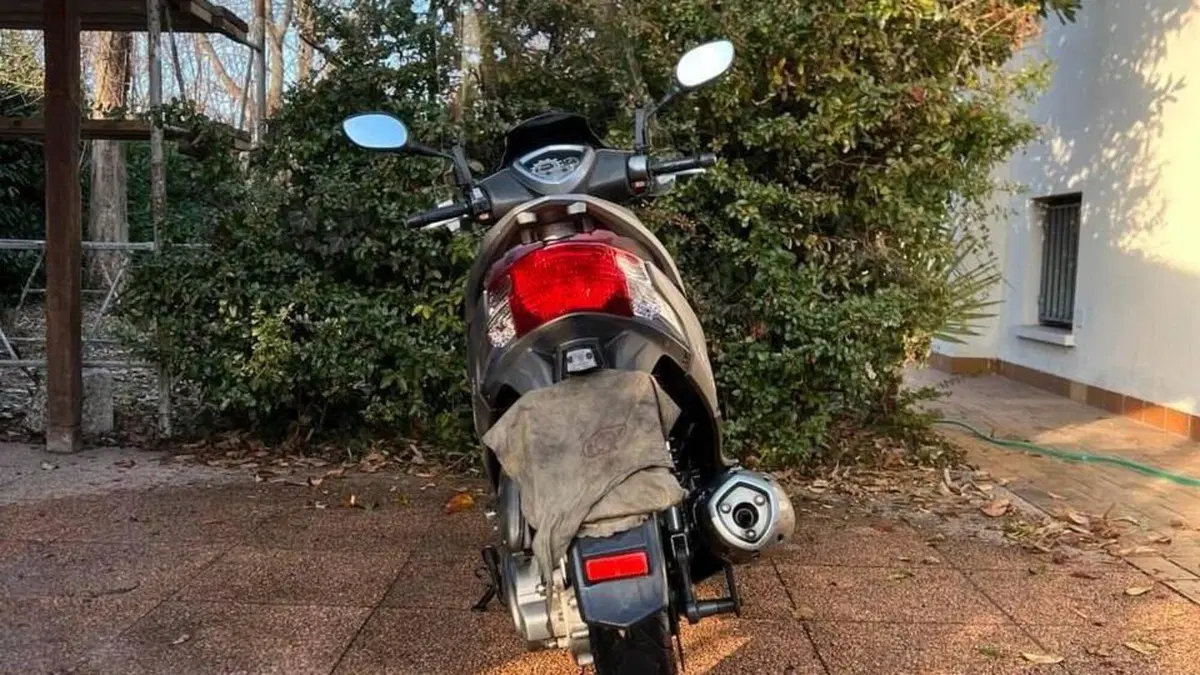Kymco Agility 150i R16 + ABS (2017 - 20)  (7)