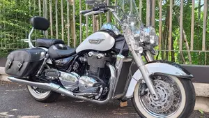 Triumph Thunderbird LT ABS (2014 - 15) 