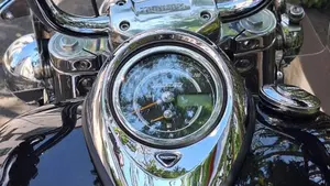 Triumph Thunderbird LT ABS (2014 - 15)  (7)