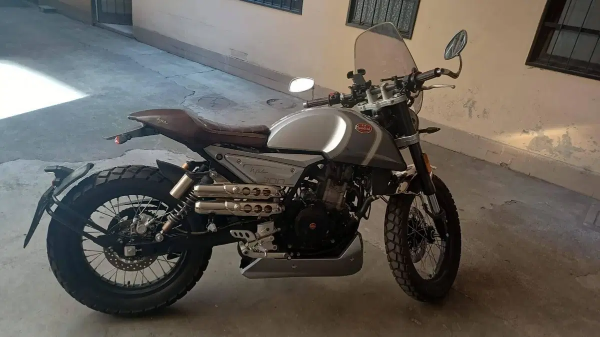 FB Mondial HPS 300 (2017 - 19)  (5)