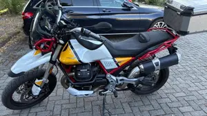 Moto Guzzi V85 TT (2019 - 20) 