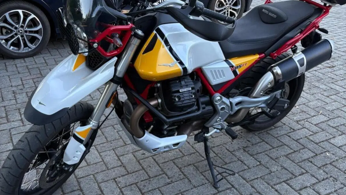 Moto Guzzi V85 TT (2019 - 20)  (2)