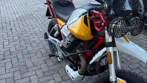 Moto Guzzi V85 TT (2019 - 20)  (4)