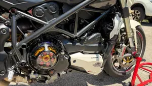 Ducati Streetfighter (2009 - 12)  (18)