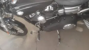 Harley-Davidson 1584 Wide Glide (2007 - 11) - FXDWG  (8)