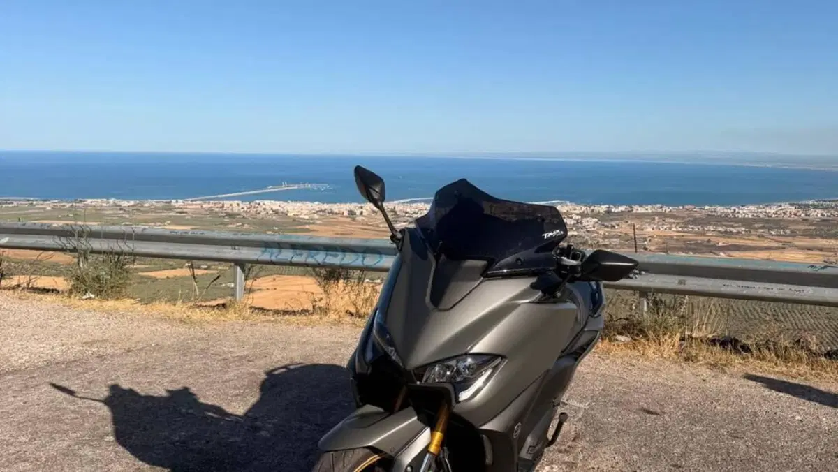 Yamaha T-Max 560 Tech Max (2021) 