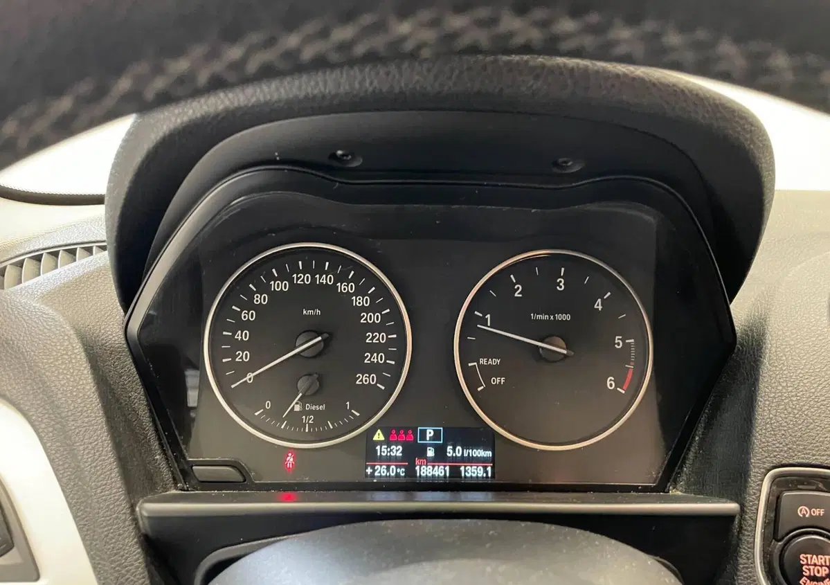 BMW Serie 1 5p. 118d 5p. Business (7)