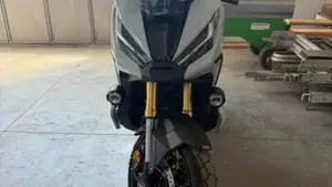 Honda X-ADV 750 DCT Adventure (2021 - 24)  (2)