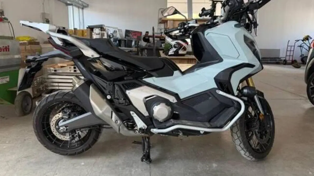 Honda X-ADV 750 DCT Adventure (2021 - 24)  (3)