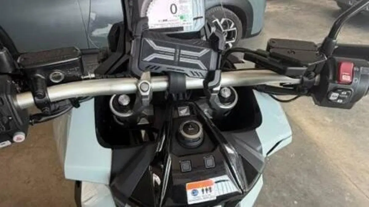 Honda X-ADV 750 DCT Adventure (2021 - 24)  (5)