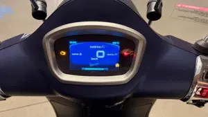 Vespa GTS 300 Super Tech (2023 - 24)  (3)