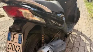 Kymco Agility 125i R16 + (2016 - 17)  (3)