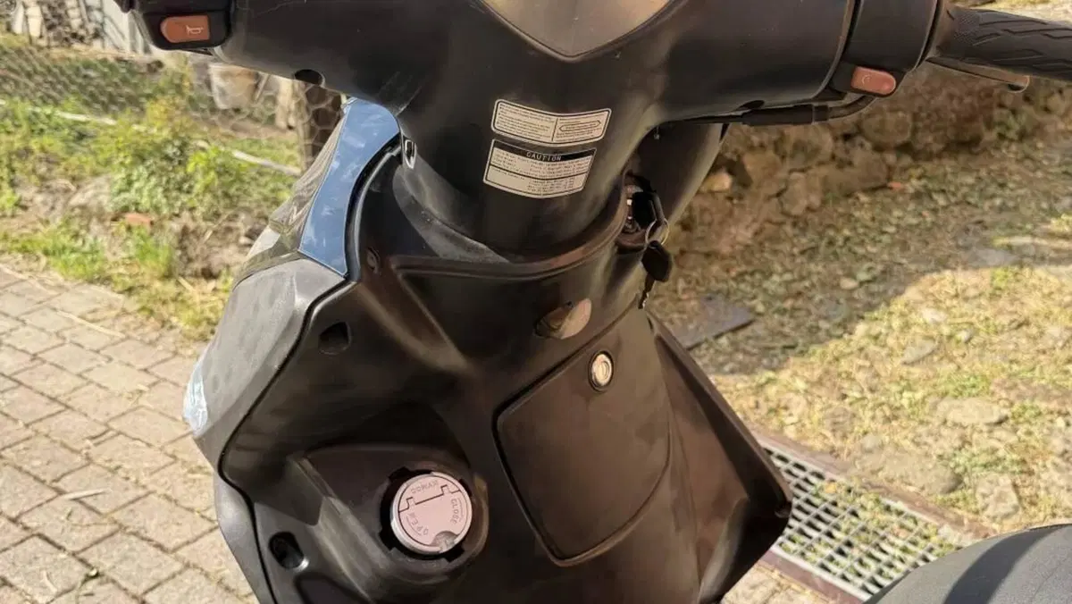 Kymco Agility 125i R16 + (2016 - 17)  (6)