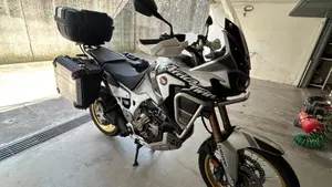 Honda Africa Twin CRF 1000L Adventure Sports DCT (2018 - 19)  (2)