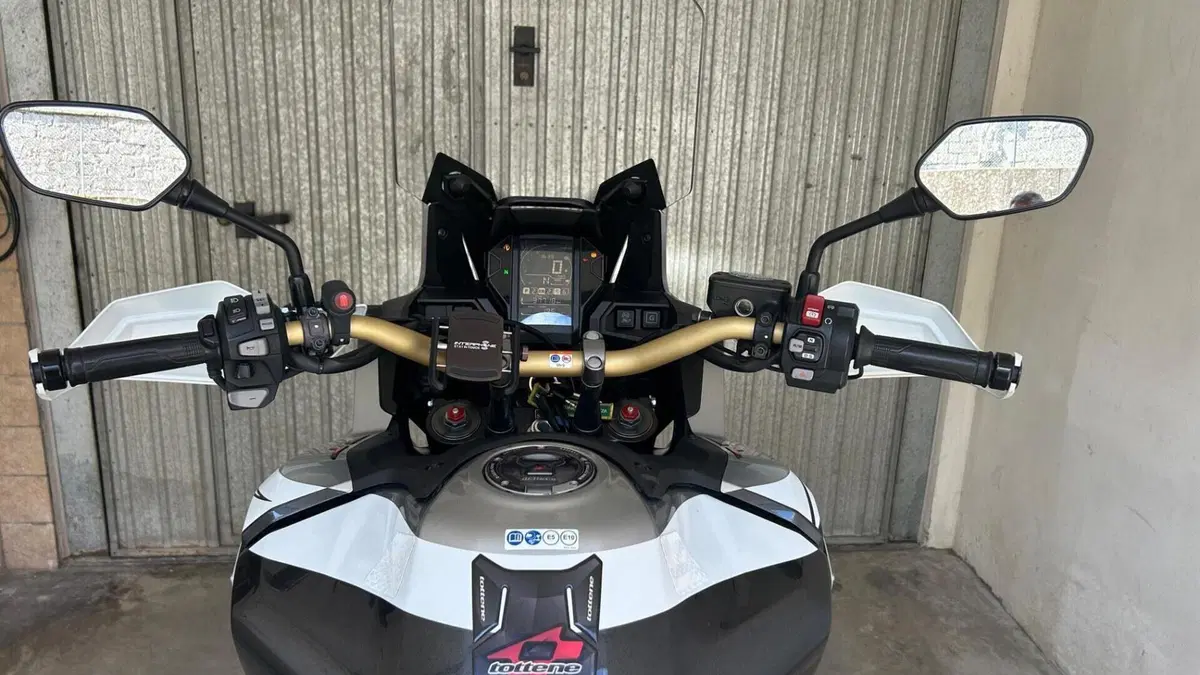Honda Africa Twin CRF 1000L Adventure Sports DCT (2018 - 19)  (6)