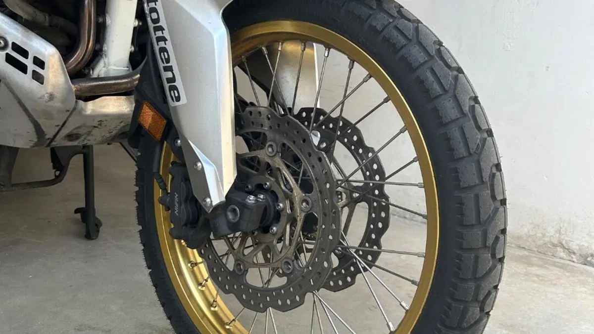 Honda Africa Twin CRF 1000L Adventure Sports DCT (2018 - 19)  (8)
