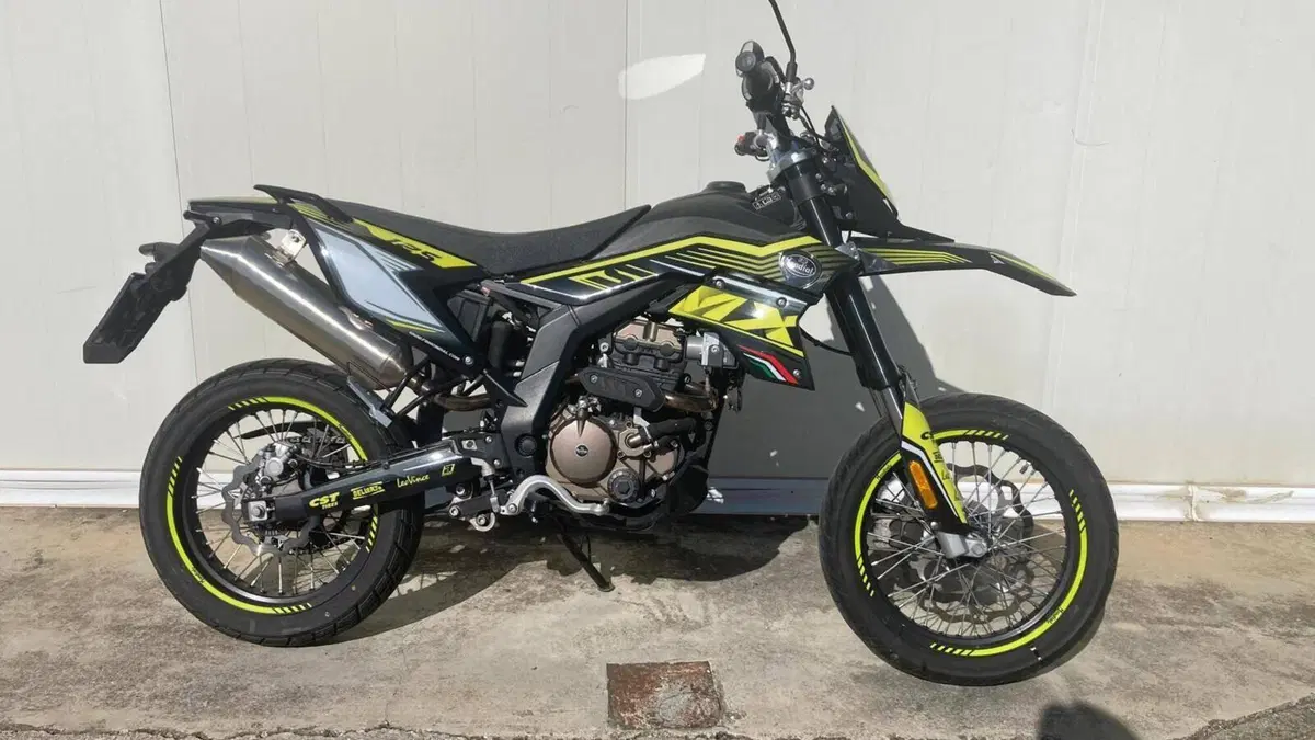 FB Mondial SMX 125 Motard (2021 - 24) 
