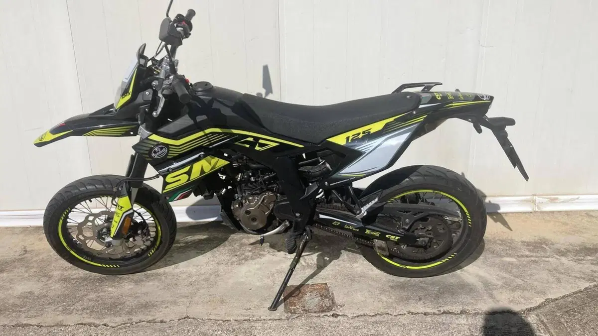 FB Mondial SMX 125 Motard (2021 - 24)  (2)