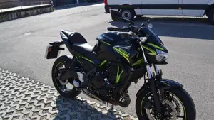 Kawasaki Z 650 Performance (2020) 