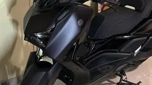 Yamaha X-Max 300 Tech Max (2021 - 24)  (3)
