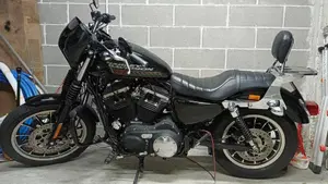 Harley-Davidson 883 R (2008 - 16) - XL 883R  (9)
