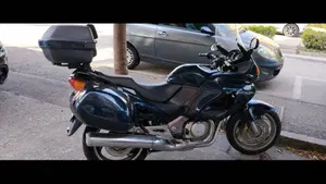 Honda Deauville 650 (1998 - 01)  (3)