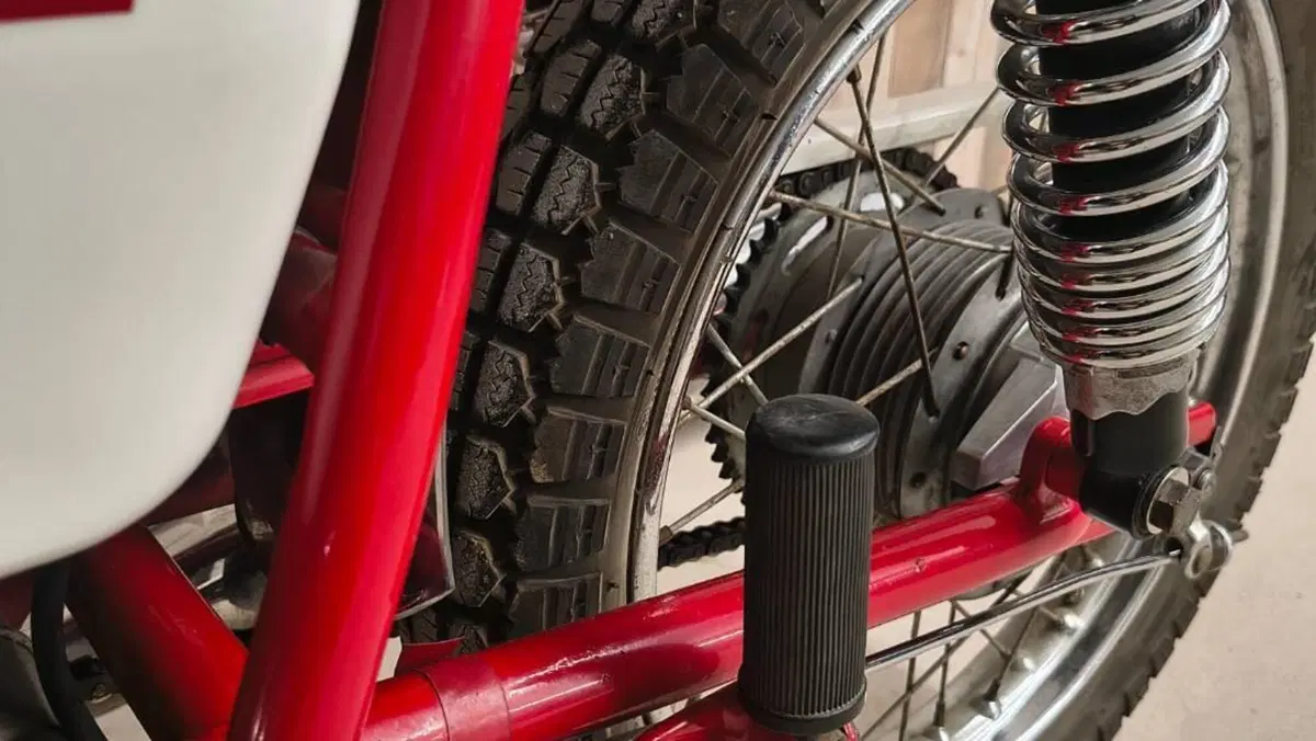 Moto Guzzi   (16)