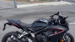 Honda CBR 650 R E-Clutch (2024 - 26) 