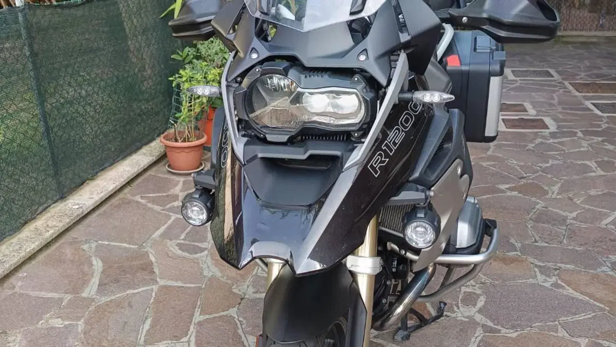 Bmw R 1200 GS (2017 - 18)  (2)