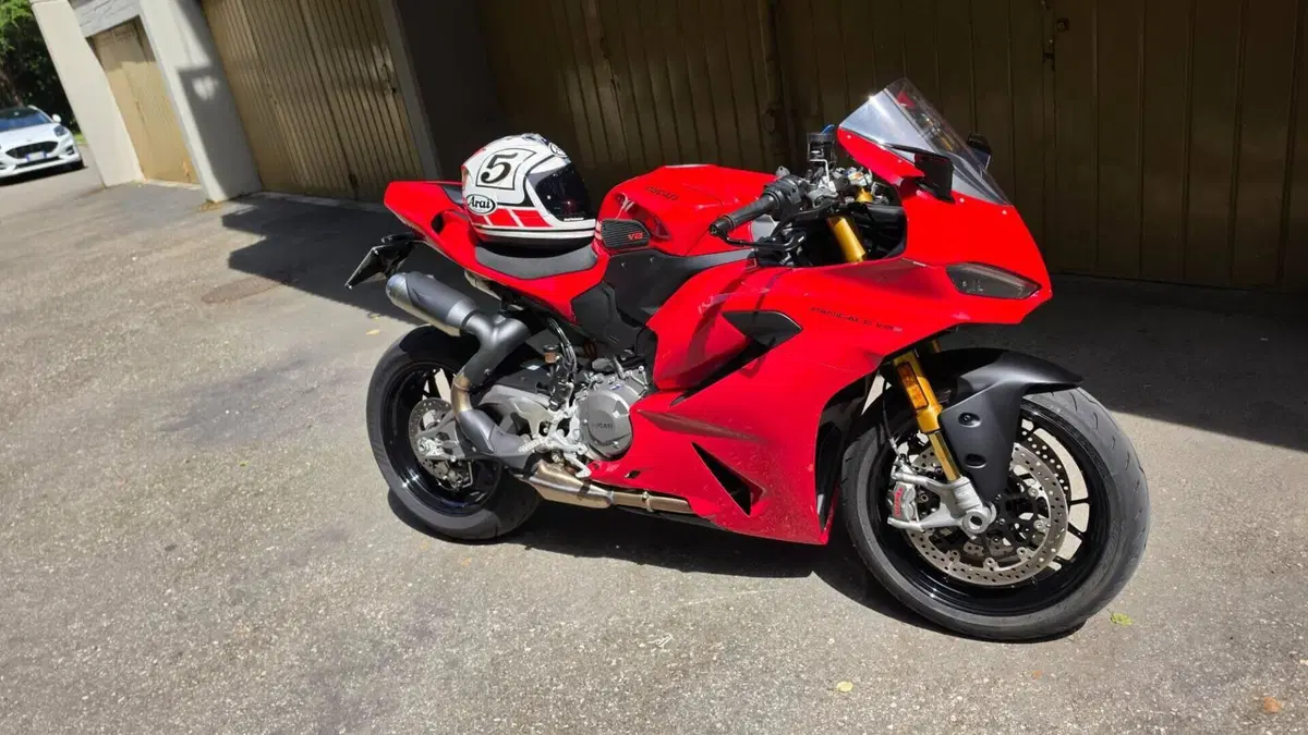 Ducati Panigale V2 S (2025 - 26) 