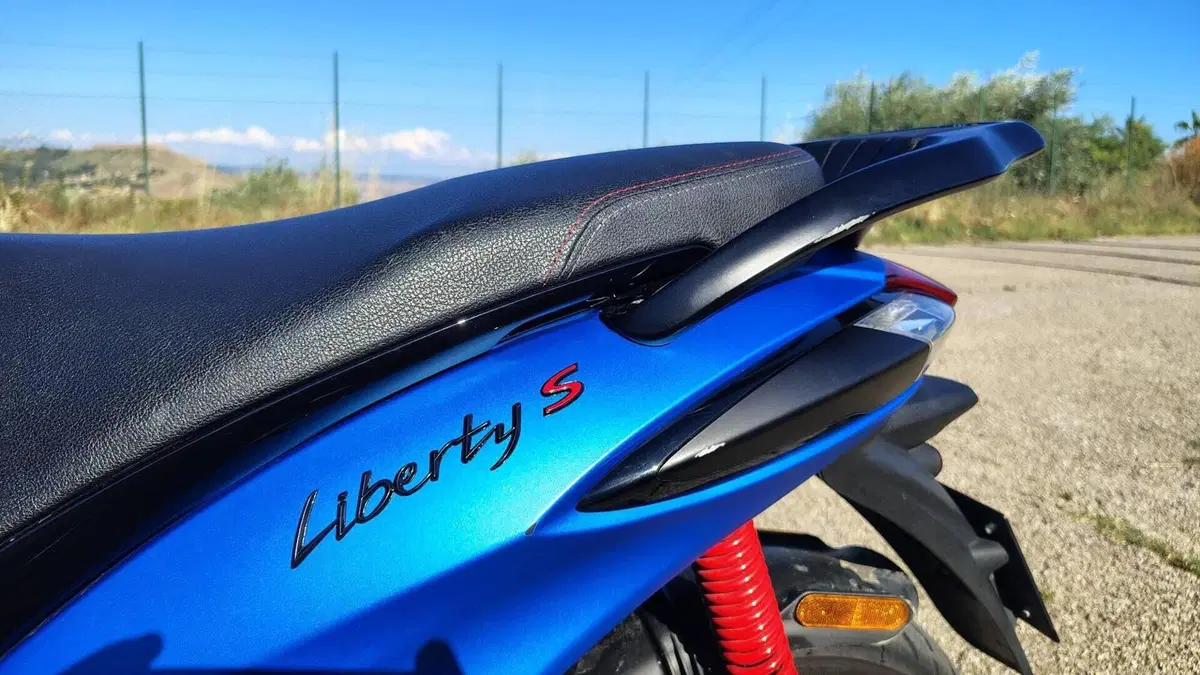 Piaggio Liberty S 50 4T (2020)  (7)