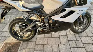 Triumph Daytona 675 R (2010 - 12)  (7)