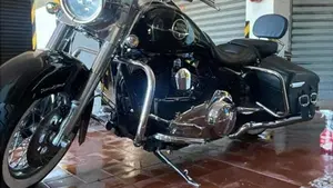 Harley-Davidson 1584 Road King Classic (2007 - 11) - FLHRCI  (5)