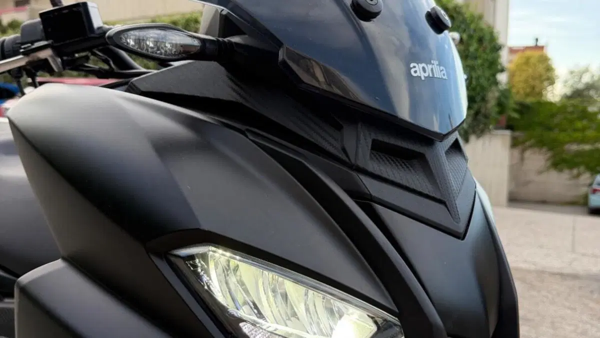 Aprilia SR GT 125 (2022 - 24)  (4)