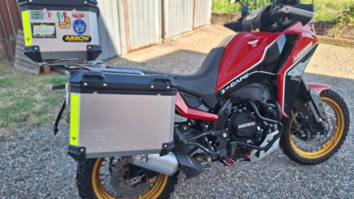 Moto Morini X-Cape 650 Gold Wheels Edition (2022 - 26)  (2)