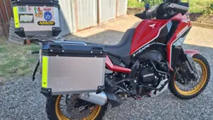 Moto Morini X-Cape 650 Gold Wheels Edition (2022 - 26)  (2)