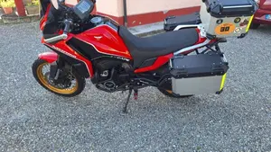 Moto Morini X-Cape 650 Gold Wheels Edition (2022 - 26)  (3)