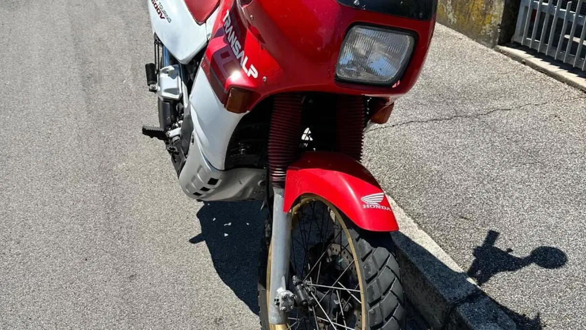Honda Transalp XL 600V (1987 - 90) 