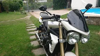 Triumph Street Triple (2007 - 12)