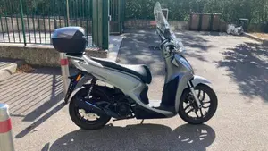 Kymco People 200i S (2021 - 26)  (5)