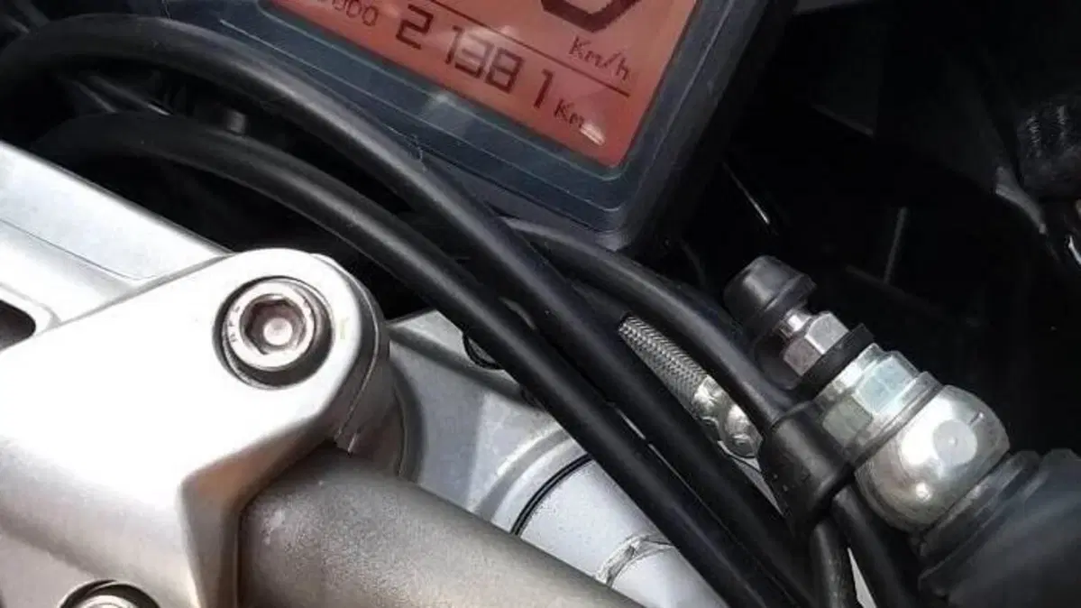 Aprilia Shiver 750 ABS (2010 - 17)  (3)