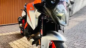 KTM 1290 Super Duke GT ABS (2016 - 18)  (3)